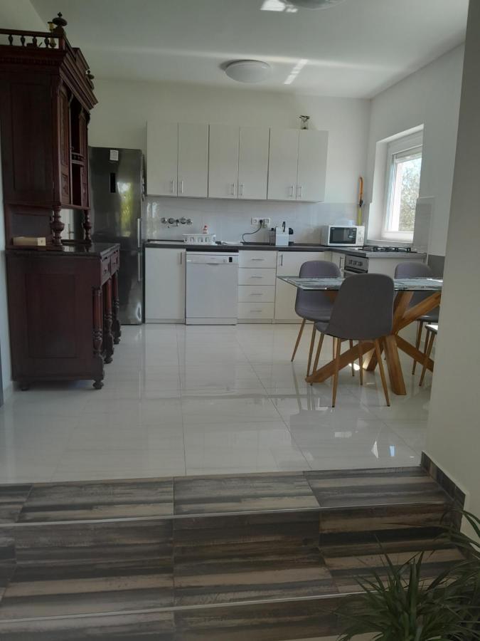 Апартаменты Lila Fuge Apartman Балатонфюред Экстерьер фото