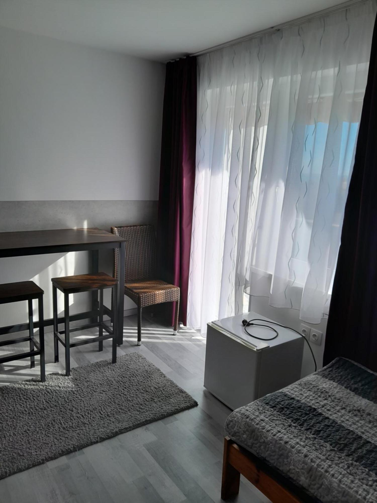 Апартаменты Lila Fuge Apartman Балатонфюред Экстерьер фото